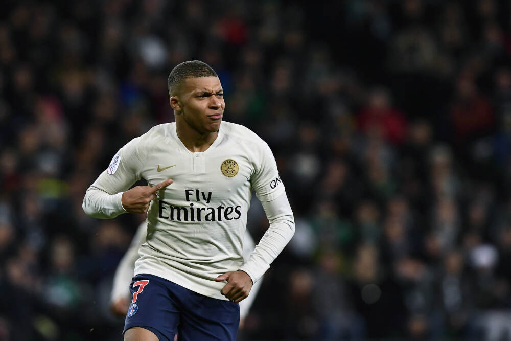 A股硬科技企业 赴港“二次上市”潮涌